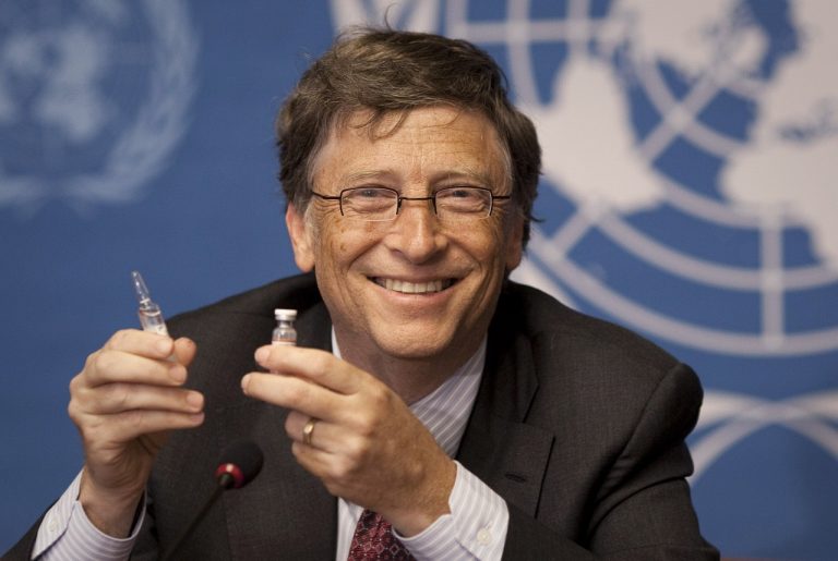 Bill Gates presadzuje očkovanie dobytka v boji proti......