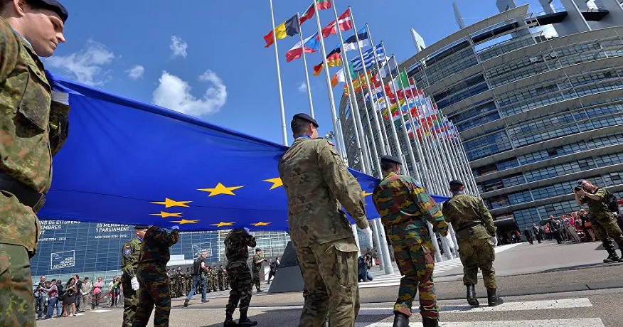 Ministri zahraničných vecí EÚ rokujú o všeobecnej európskej brannej povinnosti!!